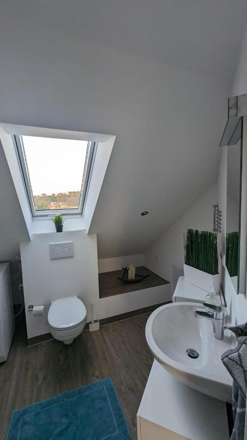 Helle Wohnung Mit Zwei Schlafzimmern Eching  Exteriör bild
