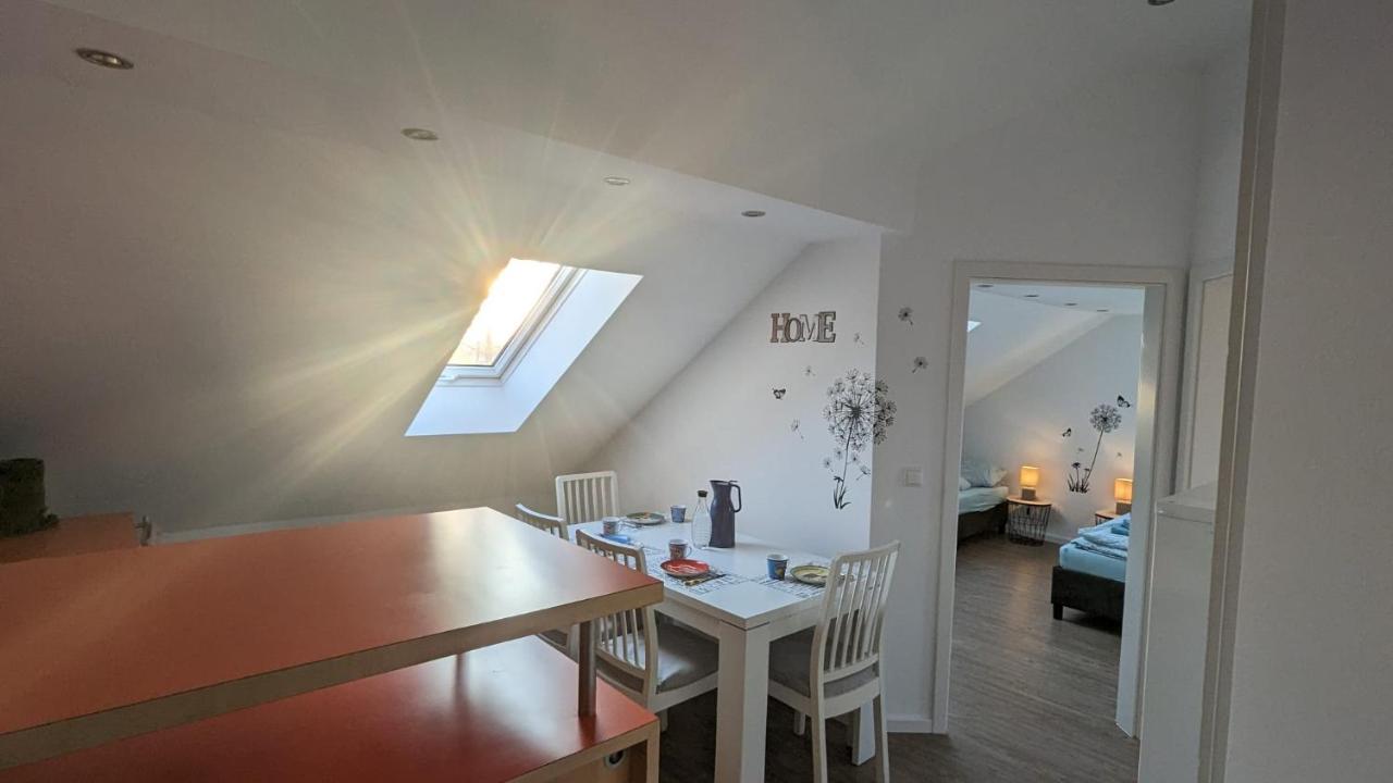 Helle Wohnung Mit Zwei Schlafzimmern Eching  Exteriör bild